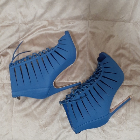 Bella Marie blue booties size 7 - Picture 7 of 11